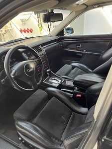 AUDI A8 D2 4.2 228KW (6 foto / 8)