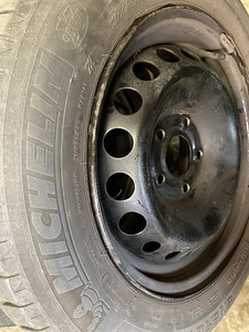 Suverehvid Michelin 15/195/65(2tk) (2 foto / 4)