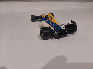 Williams F1 Võitja 1992. Nigel Mansell. 1:22 mudelauto (4 foto / 5)