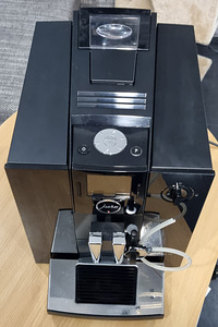 Jura Impressa F8 (3 foto / 5)