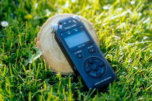 Диктофон Tascam DR-05 (2 фото из 5)