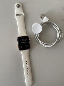 APPLE WATCH 3 Series 38mm Rose Gold (1 foto / 3)