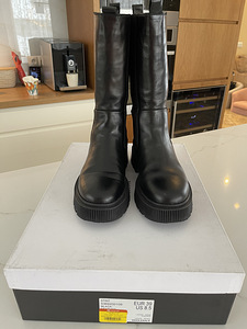 Nahk saapad KURT GEIGER 39 suurus (3 foto / 7)