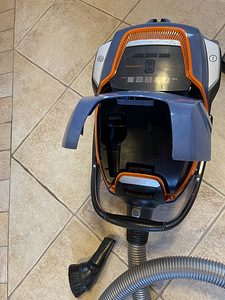 Пылесос Electrolux ZUODELUX+ (4 фото из 9)