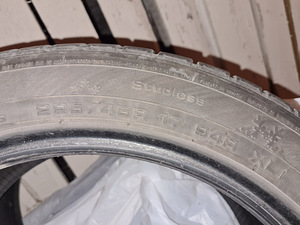 Шины Kumho 225/45R17 94R XL SNOW (2 фото из 4)