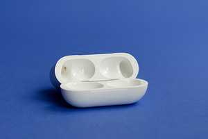 Apple MagSafe Airpods Pro 1/2/3 charging case (2 foto / 3)