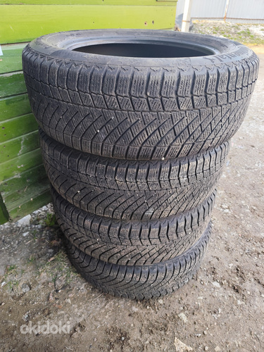 215.60r17