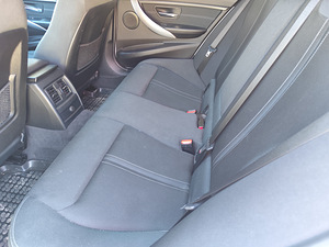 BMW 320D (7 foto / 9)
