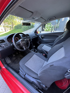 Volkswagen Polo (8 foto / 10)