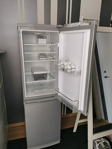 Külmik Samsung RL17MBMS (1 foto / 2)
