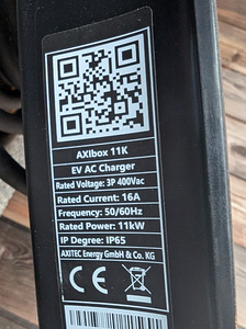 Axitec AXIbox 11kW EV laadija (4 foto / 5)