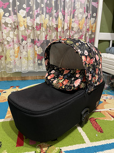 Коляска 2 в1 (8 фото из 8)