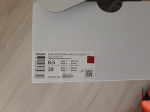 Nike Air Zoom Alphafly Next% 2 meeste jooksujalatsid (4 foto / 4)
