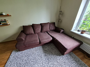 Угловой диван (1 фото из 1)