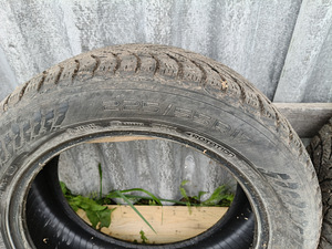 R17 225/55/17 Hakkapeliitta 9 (7 foto / 7)