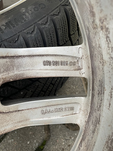 M: Audi 18” оригинальные диски Continental M+S (8 фото из 10)
