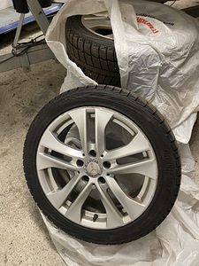 Диски Mercedes C 17 + MS 225/45R17 (1 фото из 6)