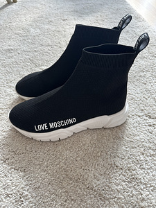Moschino обувь (5 фото из 5)