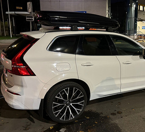 VOLVO Katuseboks autole, koos katuseraamidega (2 foto / 8)