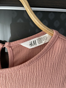 Платье для девочки h&M 134/140 (2 фото из 3)