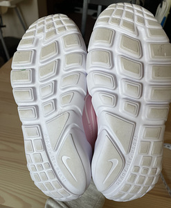 Кроссовки для девочек nike s.33 (4 фото из 6)