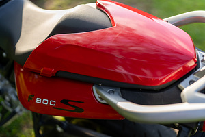 BMW F800S (7 foto / 10)
