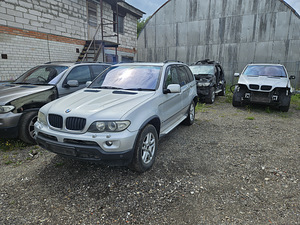E53 varuosadeks (10 foto / 10)