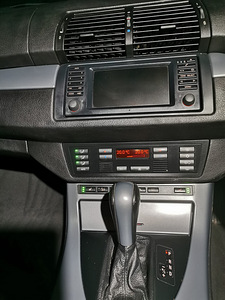 E53 V8 4.4 Petrol Atm (11 foto / 15)