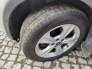 Ford Kuga 2016a. 2.0 bensiin (5 foto / 8)