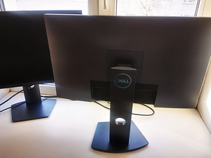2x Dell 24 Gaming Monitor: S2419HGF 144Hz (3 foto / 5)