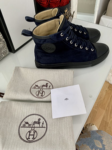 Hermes Navy High Top Sneakers (1 foto / 5)