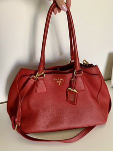 PRADA originaal, täisnahast väga mahukas Tote bag. (1 foto / 7)