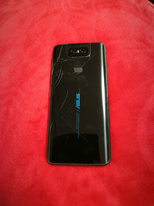Asus zenfone 6 (3 фото из 4)