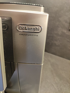 Delonghi Cappuccino (4 foto / 4)