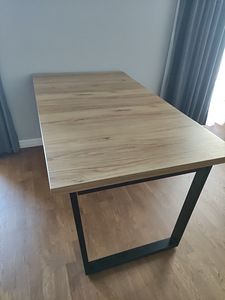Söögilaud HomeforYou (2 foto / 2)
