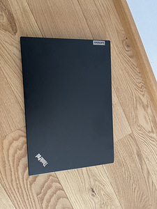 Lenovo T15P Gen1 (2 foto / 3)