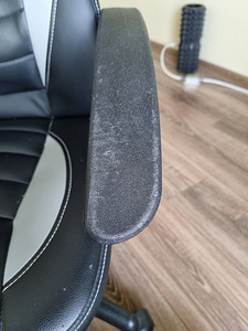 Стул / Chair (2 фото из 4)