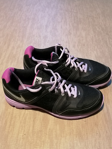 Nike tossud nr. 40 fitness (1 foto / 3)