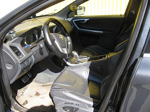 Продается VOLVO XC60 RDISAIN (8 фото из 9)
