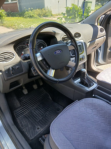 Ford Focus 2, 1,6 бензин, 74 кВт, 12.2007 г. (5 фото из 6)