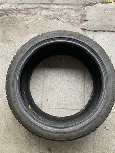 Rehv 235/40/R18 Sunny Snowmaster (1 foto / 3)