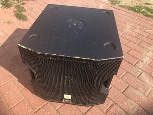 AKTIIVSUBWOOFER 12'' 500 W RMS (1 foto / 3)