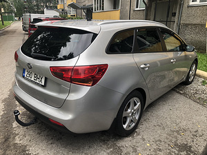 KIA CEE'D 1,6 Sportswagon (83.525 km) (4 foto / 15)