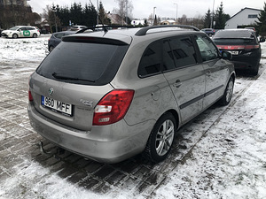 SKODA FABIA 1.2 TDI COMBI (3 foto / 15)