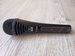 Mikrofon (1 foto / 1)