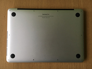 MacBook Pro Retina 13 (Mid 2014 3GHz i7 16GB RAM 1TB SSD) (5 foto / 9)