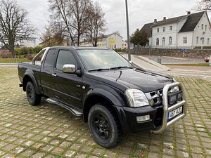 Isuzu D-Max 3.0 96kw (2 foto / 15)