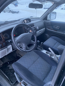 Mitsubishi Pajero Sport 2.5 85kw (9 foto / 12)