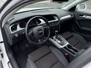 Audi A4 allroad 2.0 155kW (9 foto / 15)