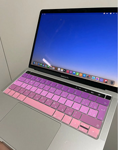 MacBooki silikoonist klaviatuuri kate ENG/RUS (6 foto / 8)